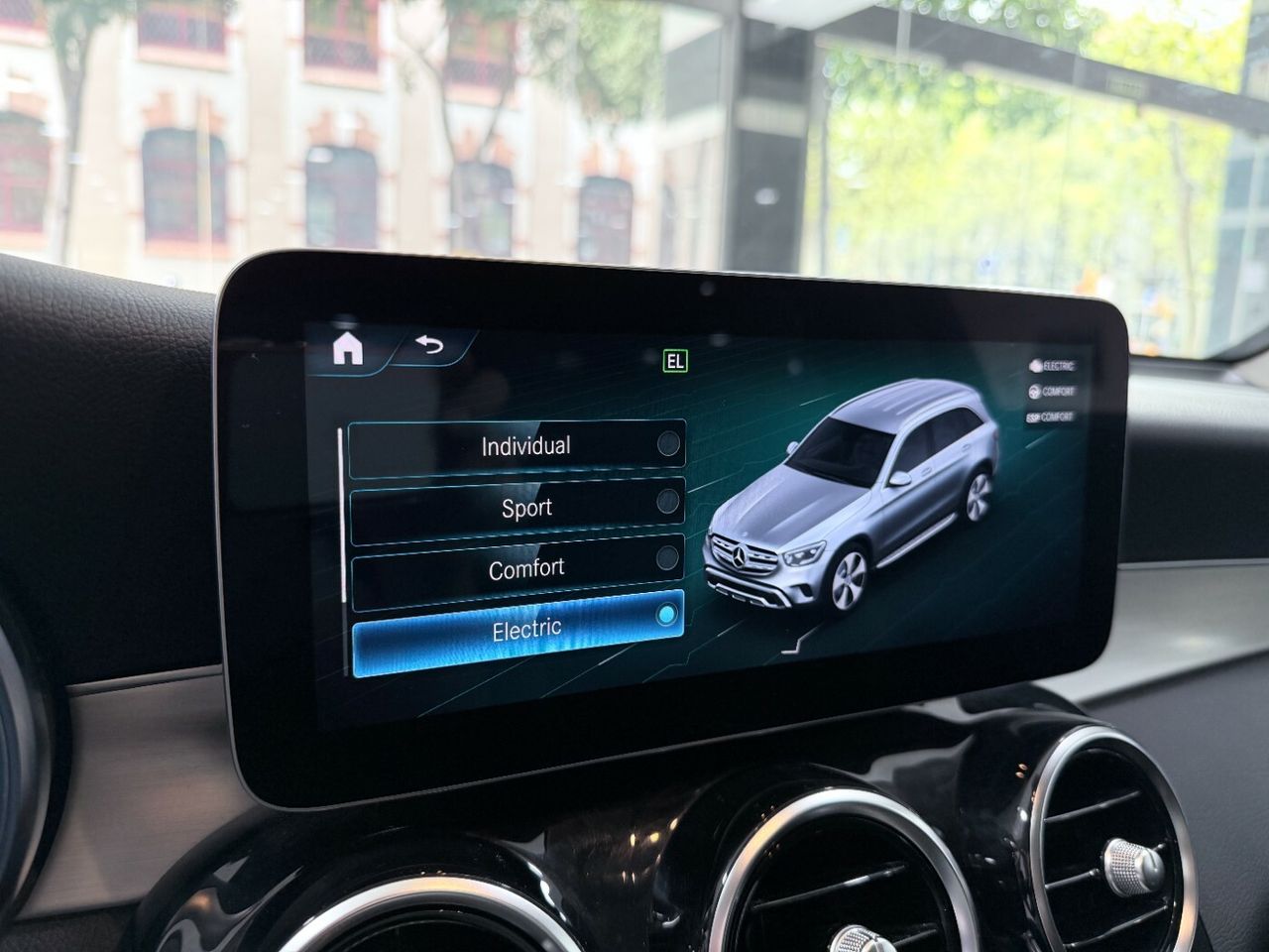Mercedes GLC 300 e 4MATIC  - Foto 10