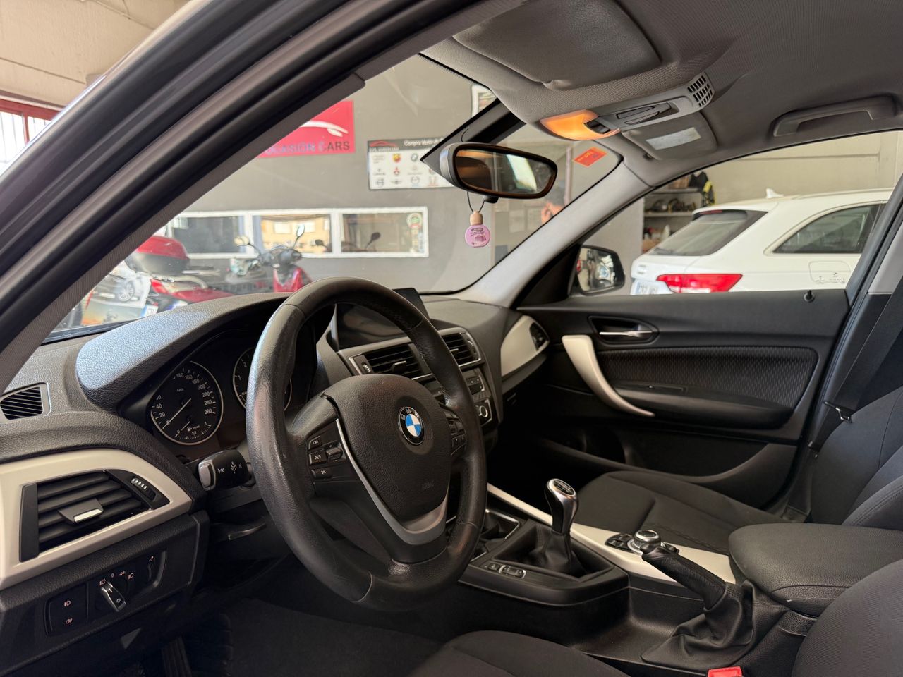 BMW Serie 1 116D   - Foto 9