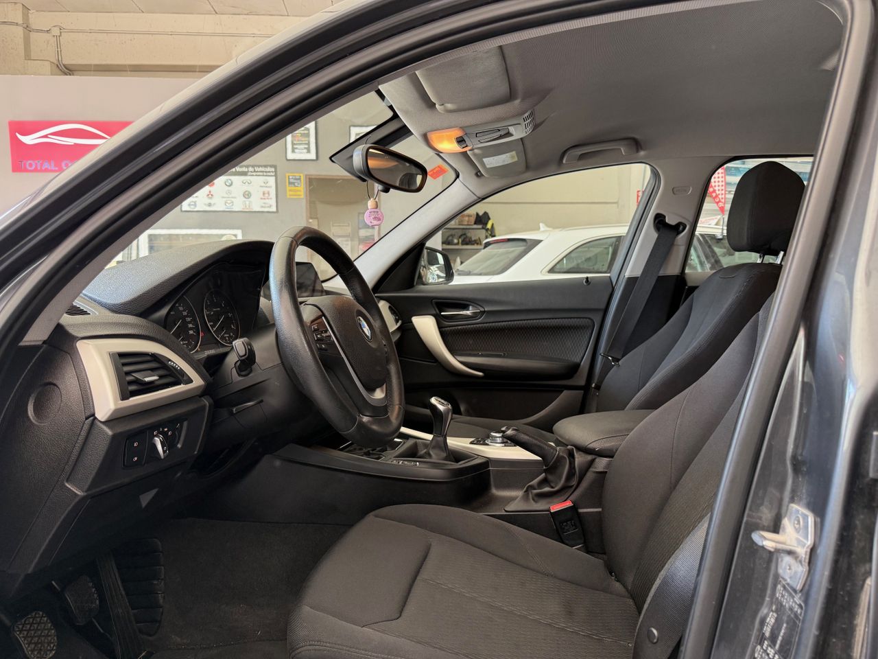 BMW Serie 1 116D   - Foto 8