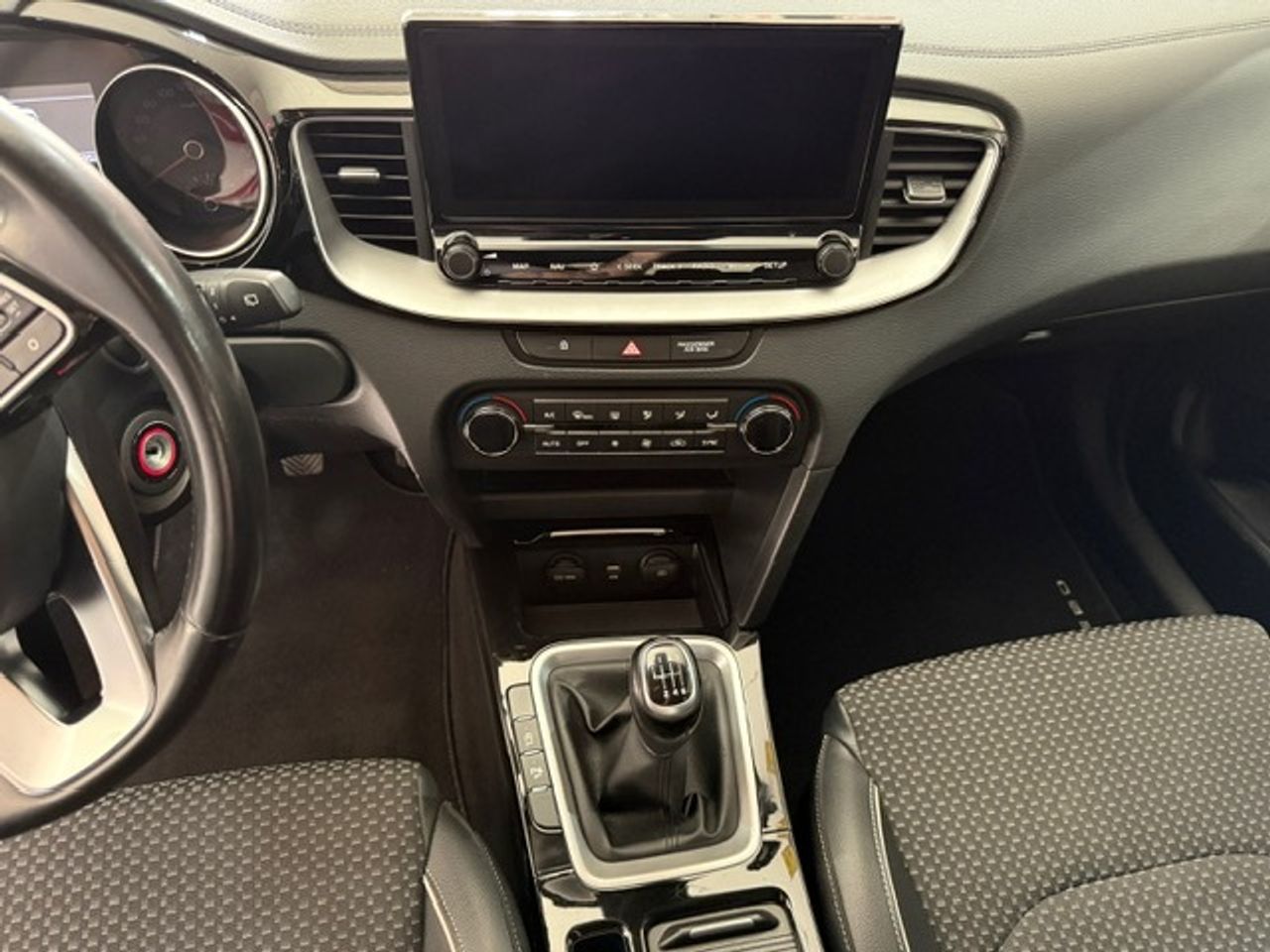 Kia XCeed 1.6 CRDI 115CV  - Foto 11