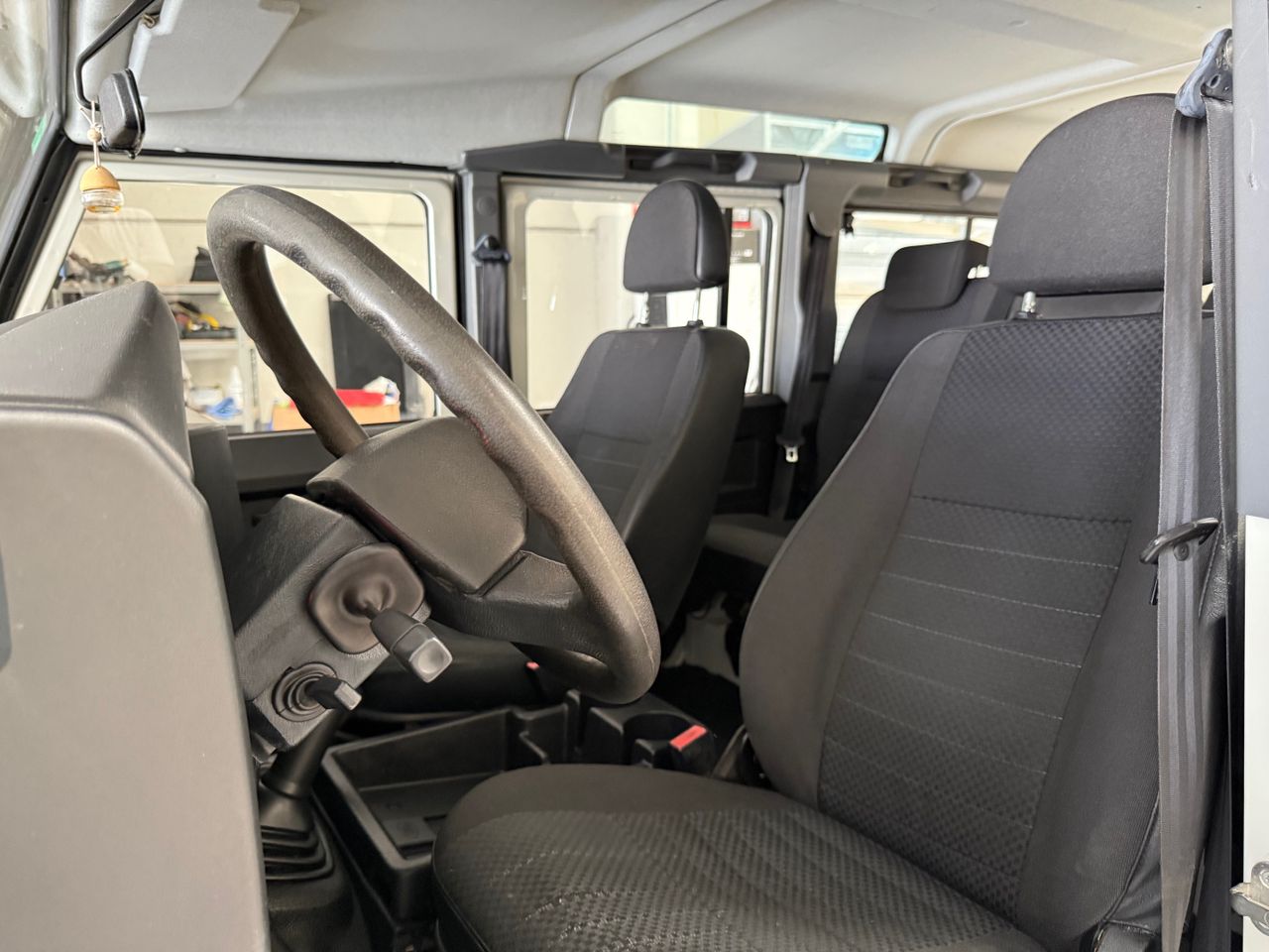 Land-Rover Defender 110   - Foto 7