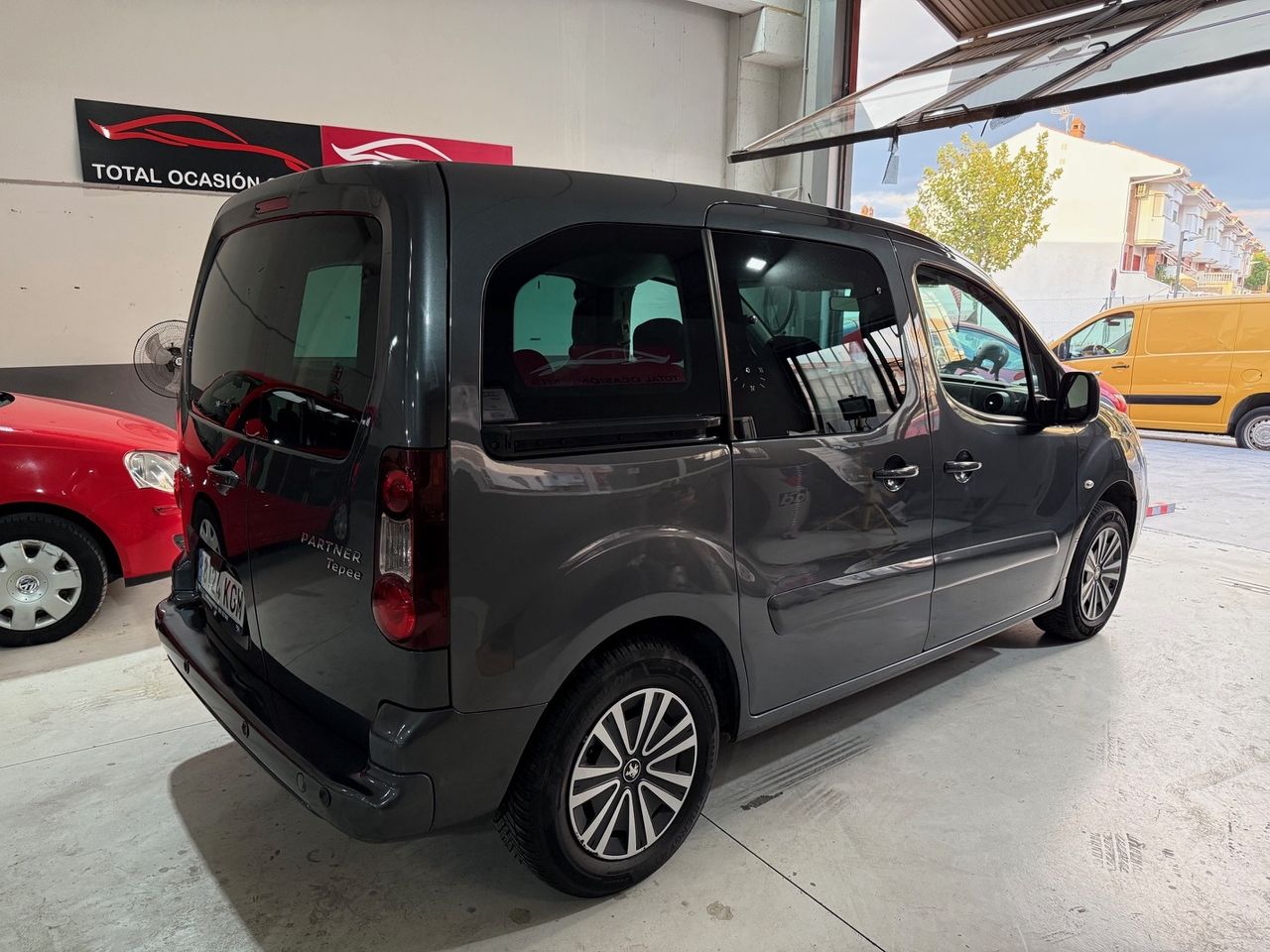 Peugeot Partner 1.6 BLUEHDI 120CV TEEPE  - Foto 5