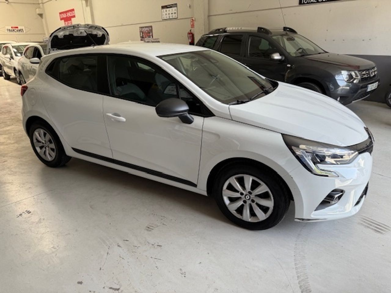 Renault Clio 1.5 BLUE DCI BUSSINES 101CV  - Foto 4