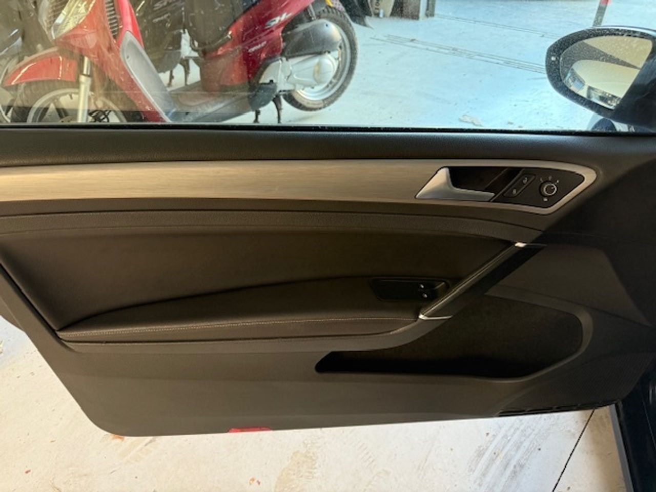 Volkswagen Golf 2.0 TDI 150CV  BLUEMOTION  - Foto 12