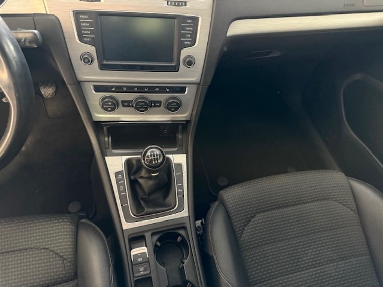 Volkswagen Golf 2.0 TDI 150CV  BLUEMOTION  - Foto 13