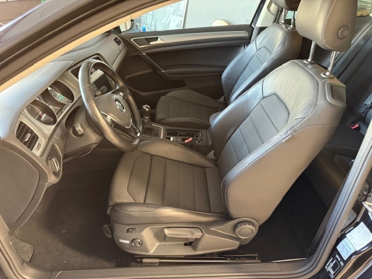 Volkswagen Golf 2.0 TDI 150CV  BLUEMOTION  - Foto 9