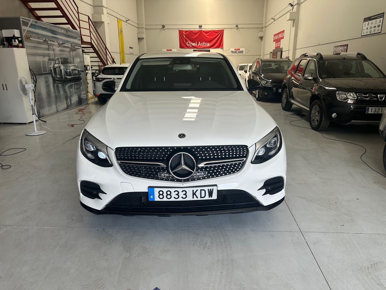 mercedes glc 2017 / foto grande (3)