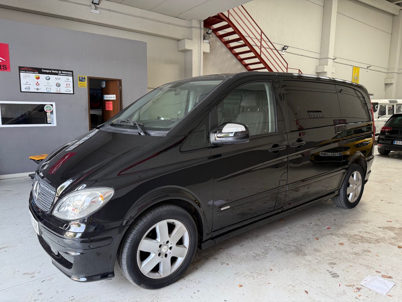 mercedes viano 2010 /