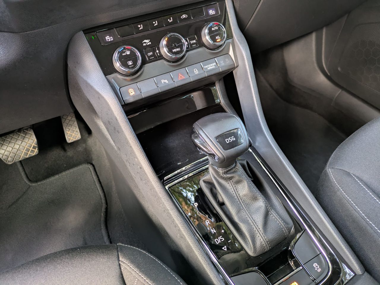 Skoda Karoq 1.5 TSI 110kW 150CV DSG ACT Ambition - Foto 22