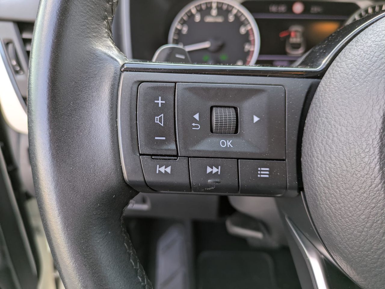 Nissan Qashqai DIGT 116kW 158CV mHEV Xtronic Acenta - Foto 25