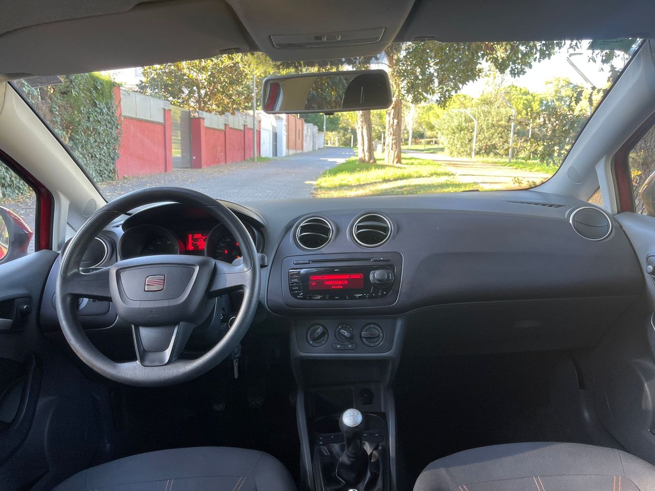 Seat Ibiza 5p Emoción 1.2 12v 60 CV - Foto 9