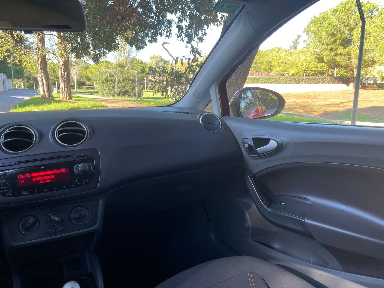 Seat Ibiza 5p Emoción 1.2 12v 60 CV - Foto 21