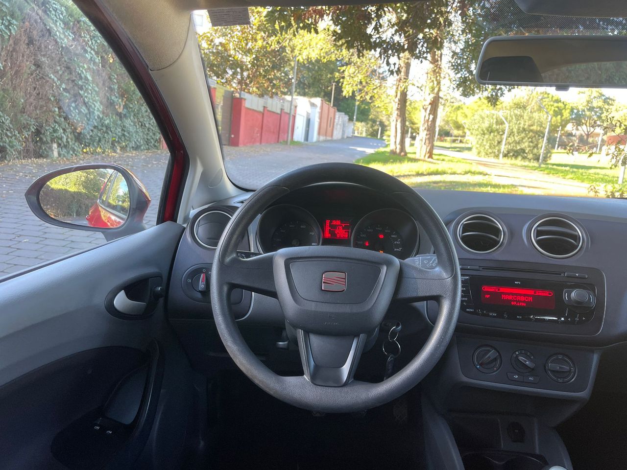 Seat Ibiza 5p Emoción 1.2 12v 60 CV - Foto 19