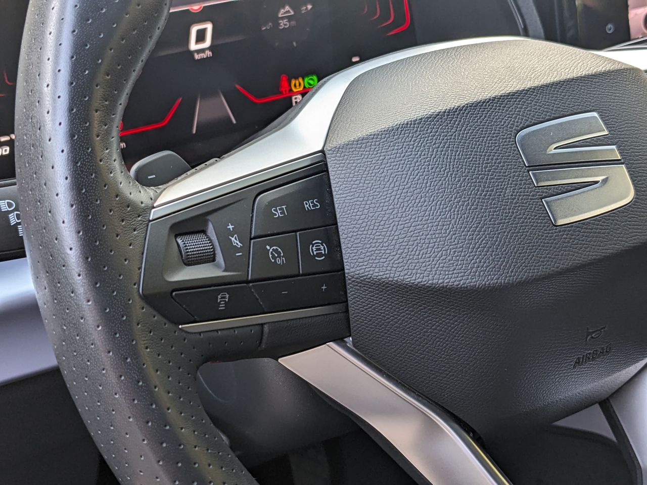 Seat Arona 1.0 TSI 110 FR XL 5p S/S DSG7 - Foto 17