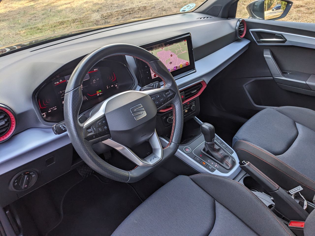 Seat Arona 1.0 TSI 110 FR XL 5p S/S DSG7 - Foto 10