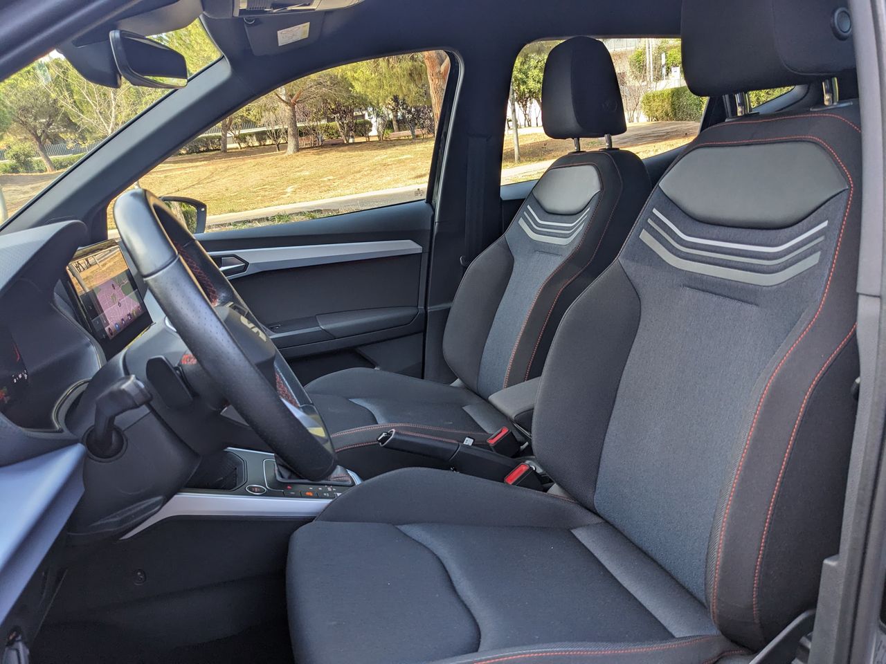 Seat Arona 1.0 TSI 110 FR XL 5p S/S DSG7 - Foto 11