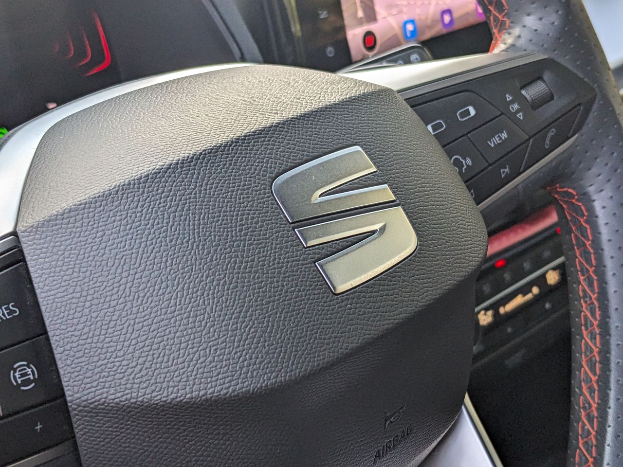 Seat Arona 1.0 TSI 110 FR XL 5p S/S DSG7 - Foto 19
