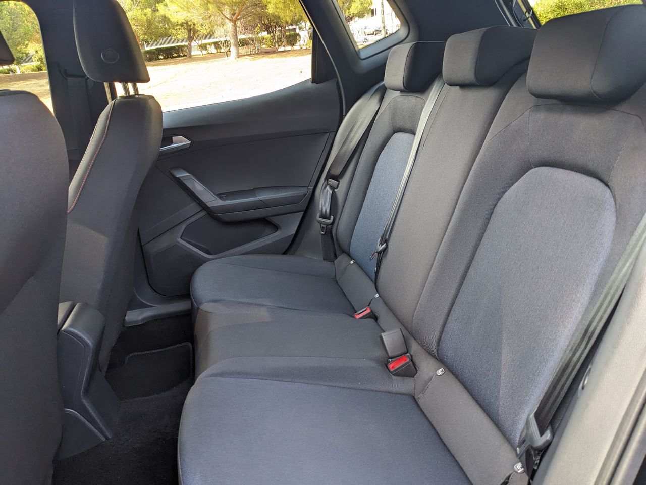 Seat Arona 1.0 TSI 110 FR XL 5p S/S DSG7 - Foto 12