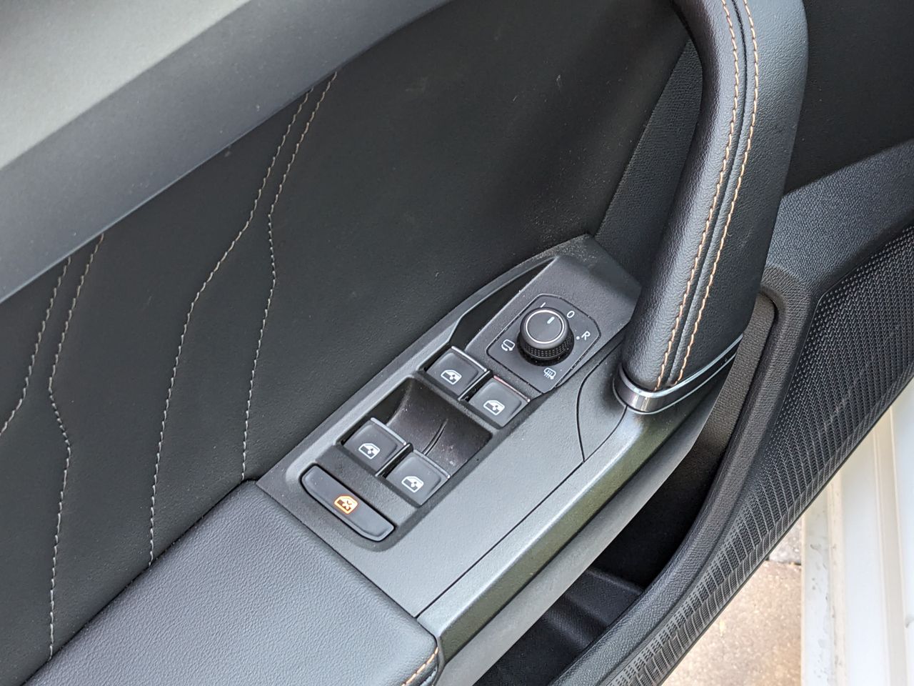 Cupra León Sportstourer 1.5 eTSI 110 kW (150 CV) DSG - Foto 26