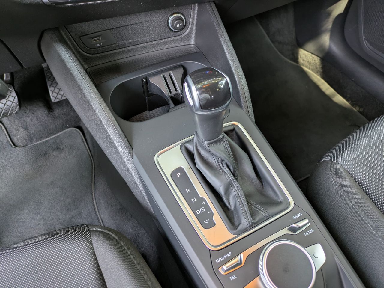 Audi Q2 35 TFSI 110 kW (150 CV) S tronic - Foto 20