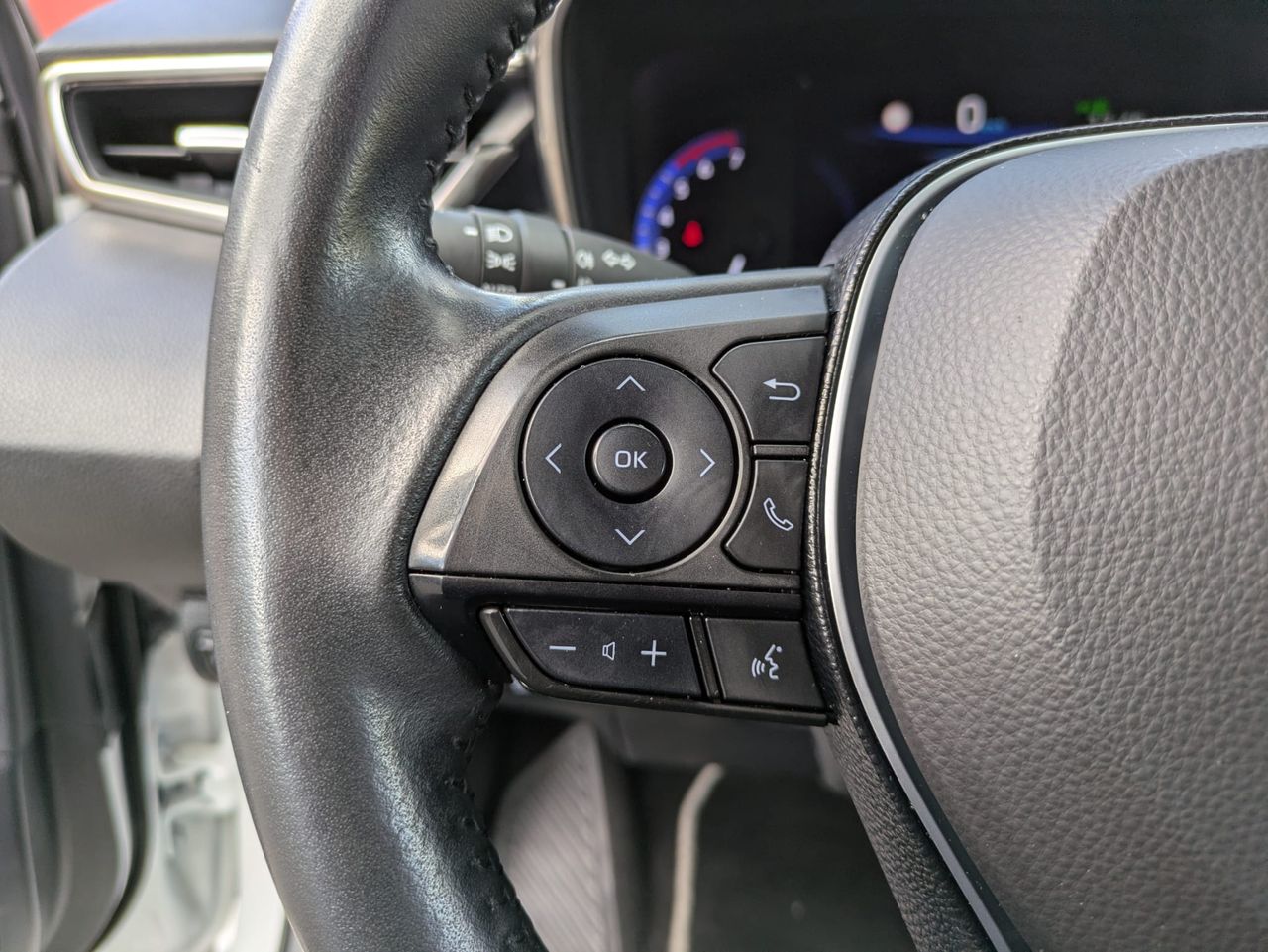 Toyota Corolla 1.8 125H ACTIVE TECH E-CVT TOU SPORT - Foto 25