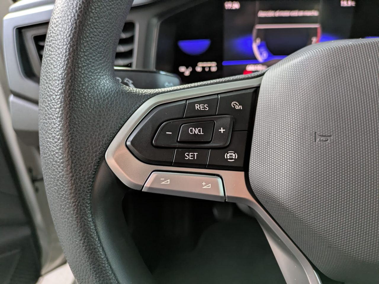 Volkswagen Polo 1.0 TSI 70kW 95CV - Foto 24