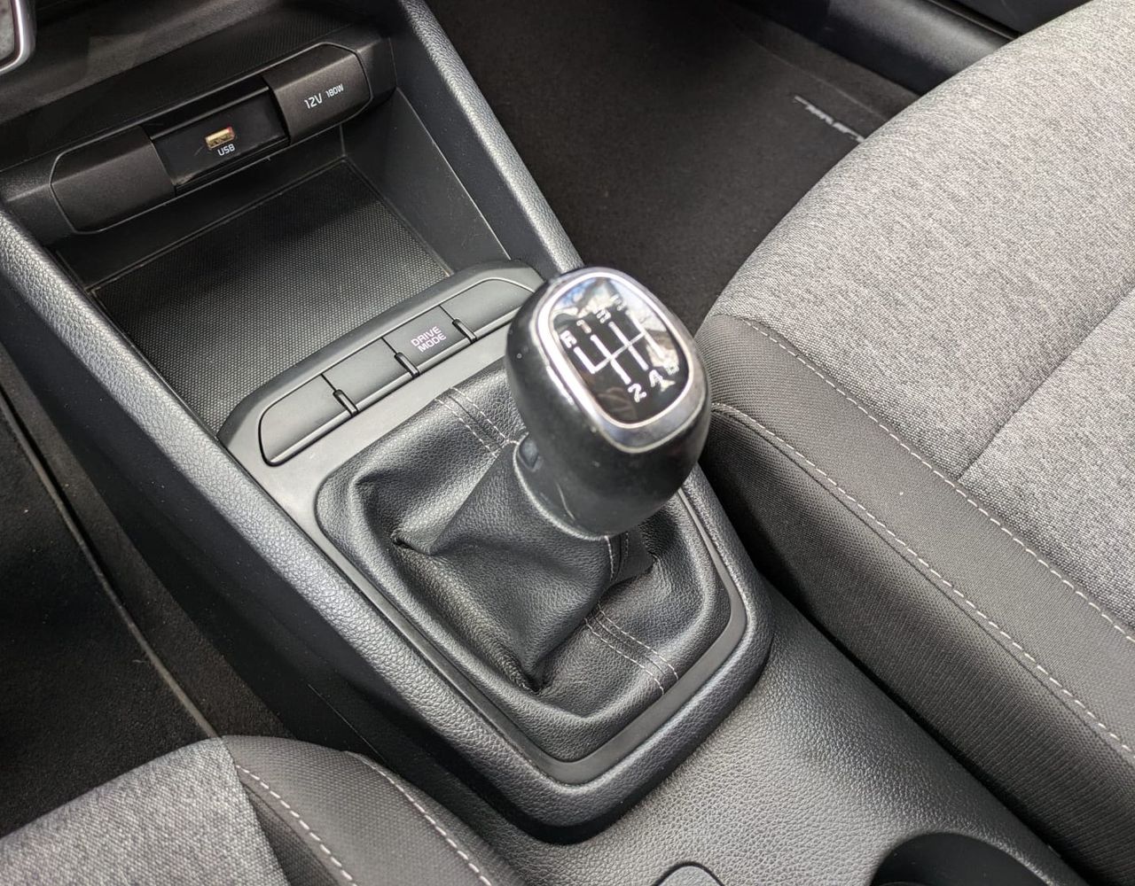 Kia Stonic 1.0 TGDi 100CV MHEV MT Concept - Foto 25