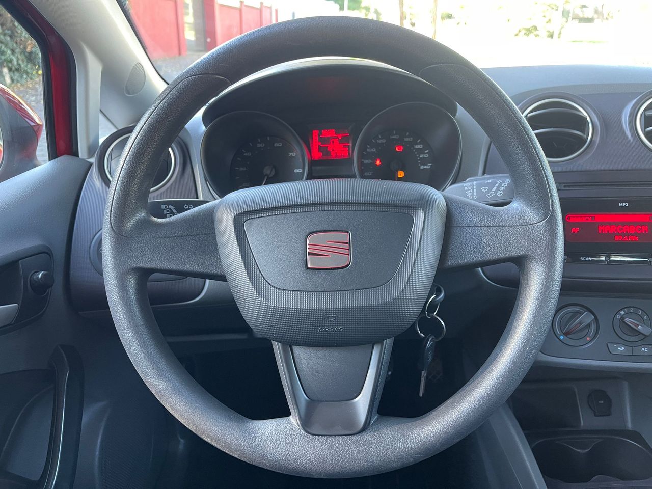 Seat Ibiza 5p Emoción 1.2 12v 60 CV - Foto 24
