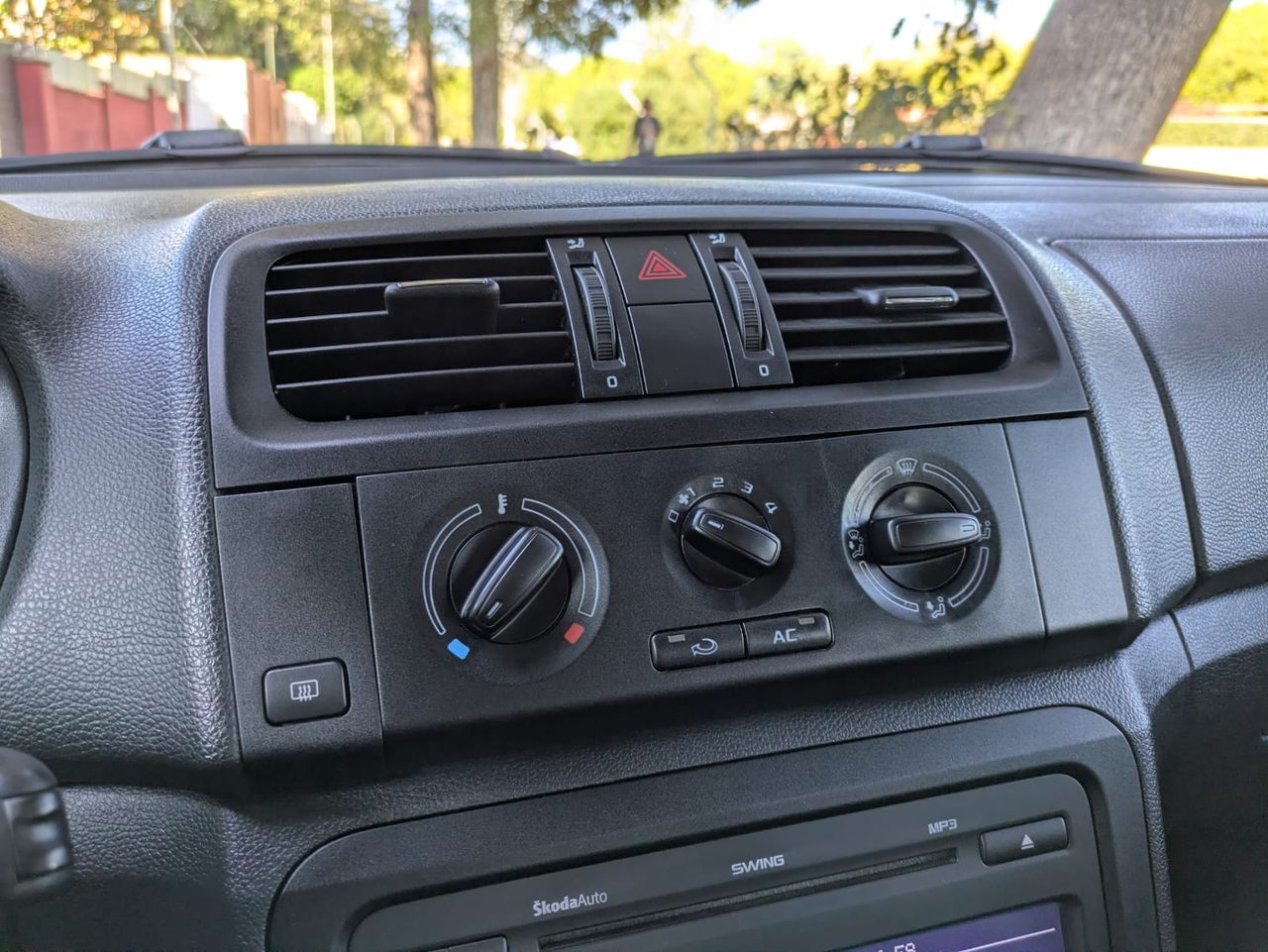 Skoda Fabia 1.2 60cv Spirit - Foto 25