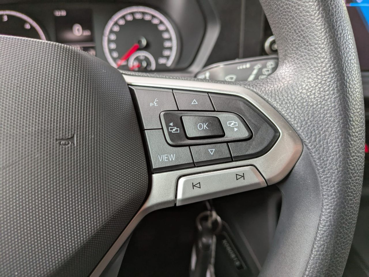 Volkswagen Caddy Beach 2.0 TDI 75kw 102 CV BMT - Foto 29