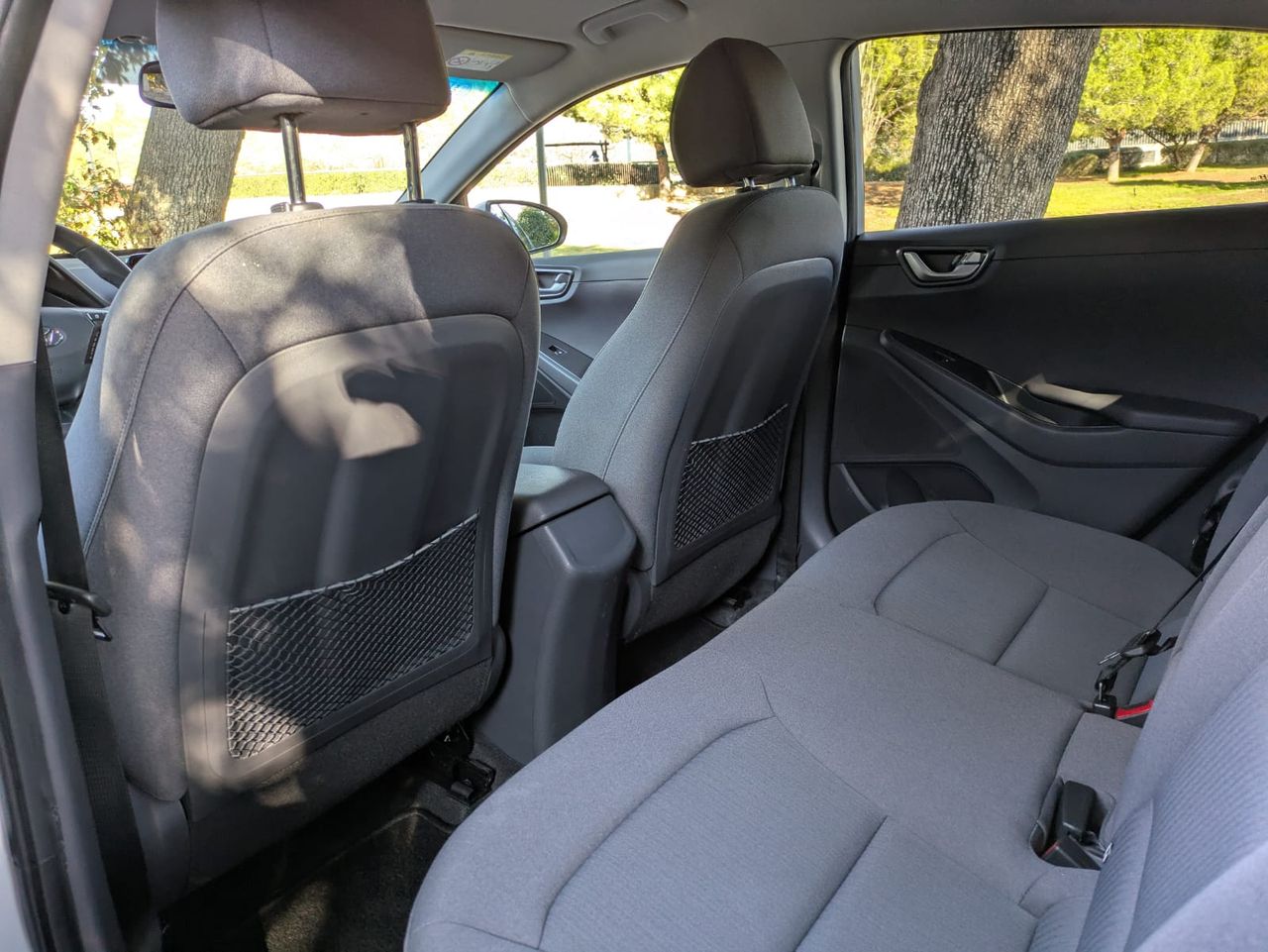 Hyundai IONIQ 1.6 GDI HEV Tecno DCT - Foto 12