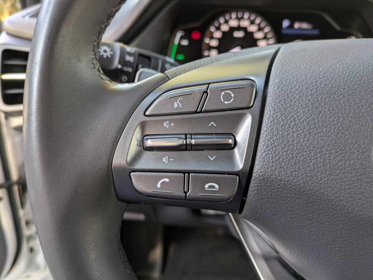 Hyundai IONIQ 1.6 GDI HEV Tecno DCT - Foto 26