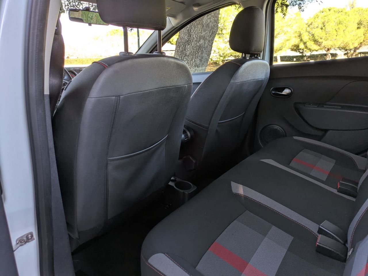 Dacia Sandero 0.9 TCe SL Xplore - Foto 18