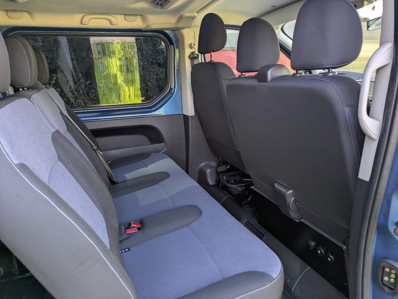 Opel Vivaro 1.6 CDTI SS 92KW L2 2.9t Combi Plus9 - Foto 12