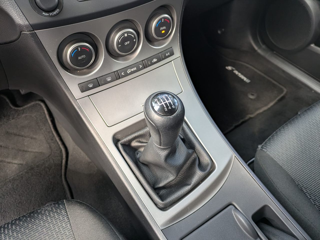 Mazda 3 2.0 DISI 151 CV Luxury - Foto 28