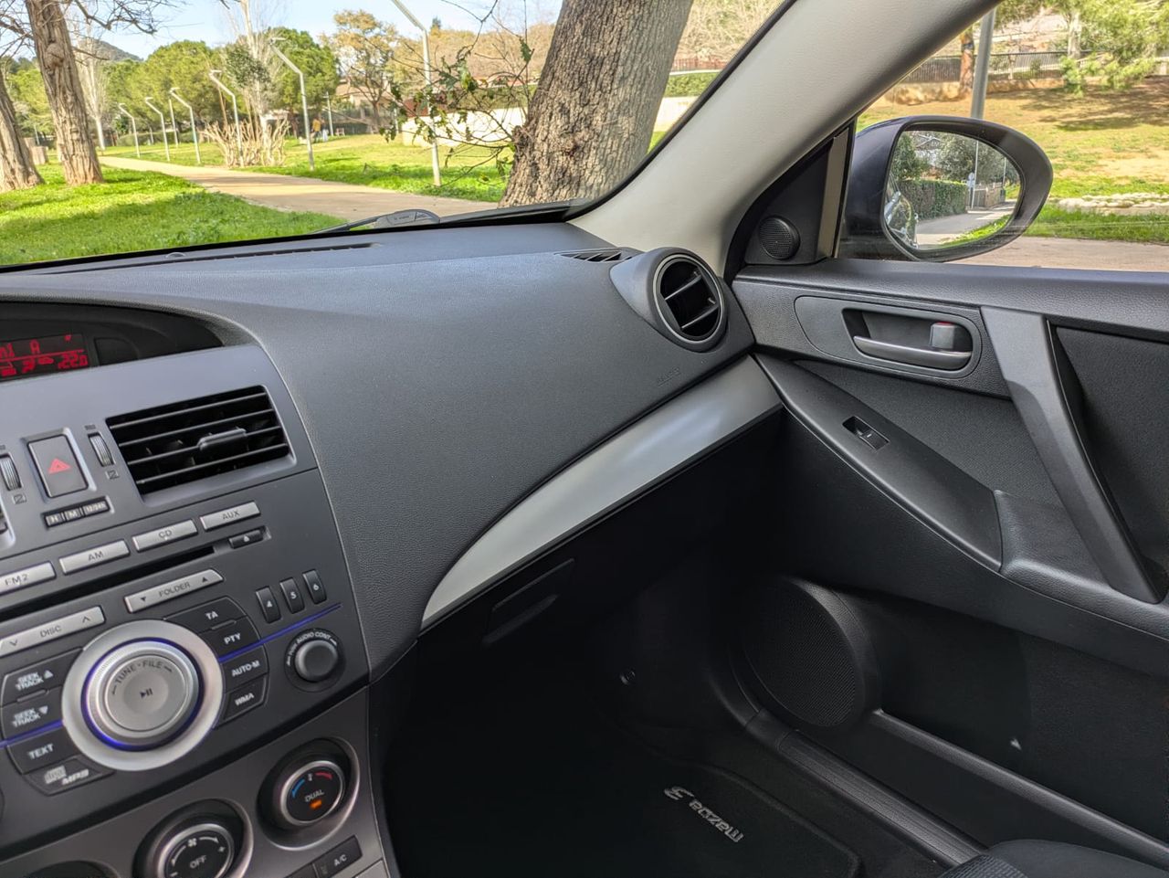 Mazda 3 2.0 DISI 151 CV Luxury - Foto 27