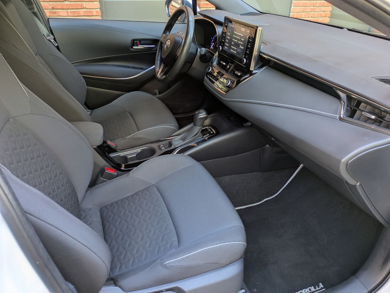 Toyota Corolla 1.8 125H ACTIVE TECH E-CVT - Foto 11