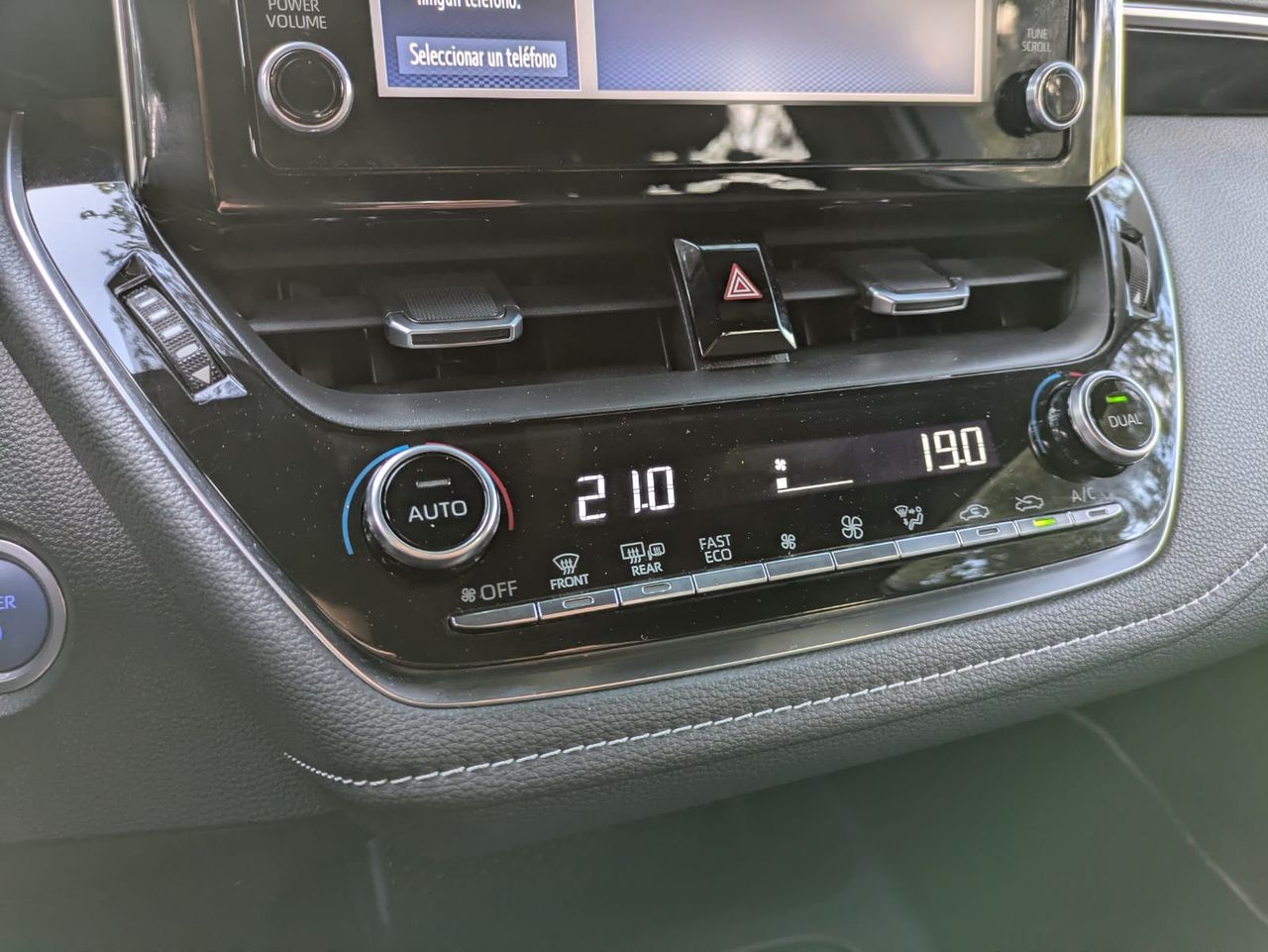 Toyota Corolla 1.8 125H ACTIVE TECH E-CVT - Foto 27