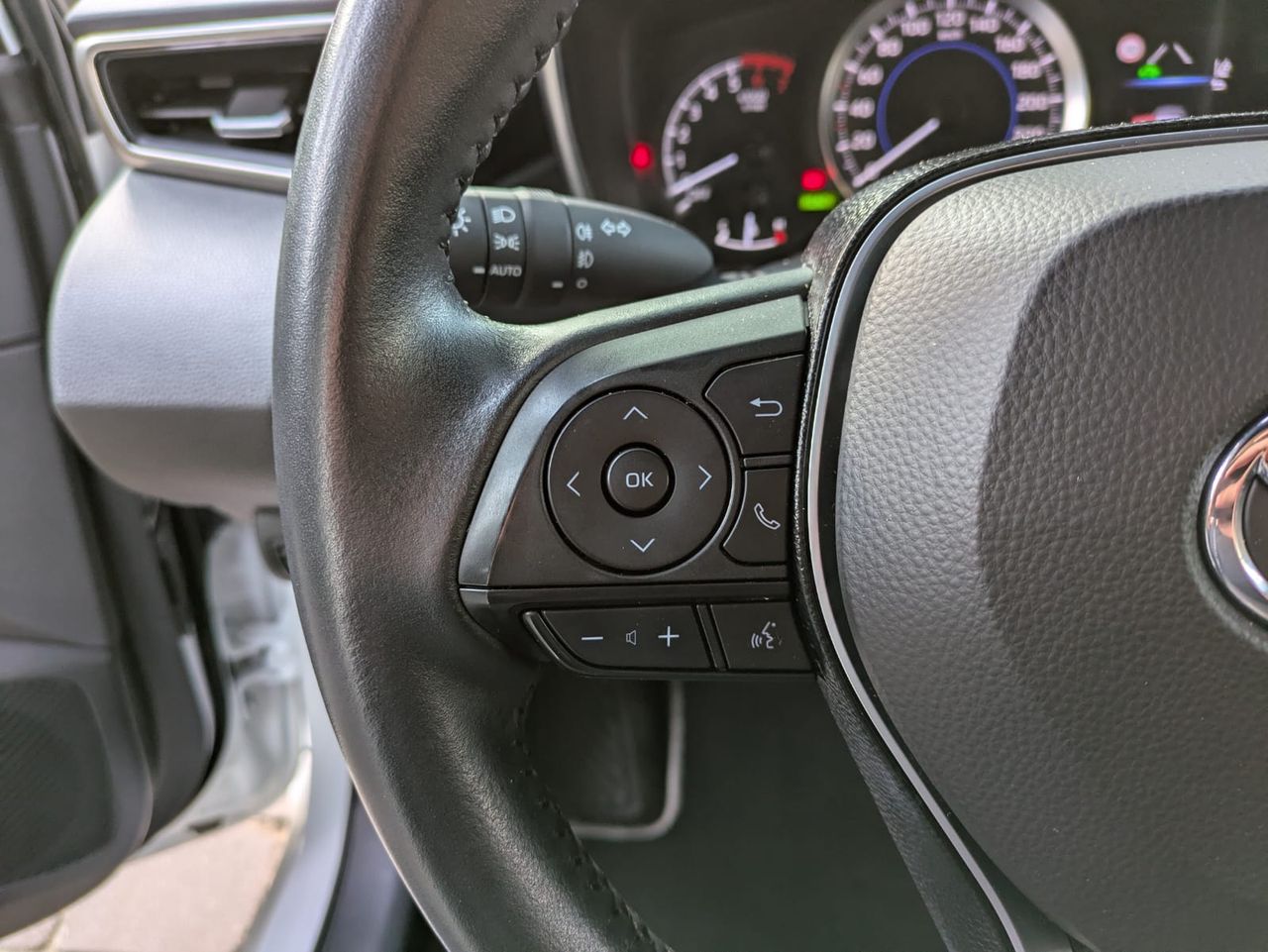 Toyota Corolla 1.8 125H ACTIVE TECH E-CVT - Foto 20