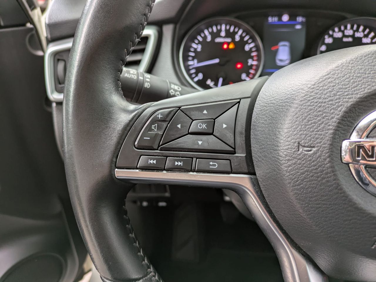 Nissan Qashqai 1.3 DIG-T 140CV N-CONNECTA - Foto 30