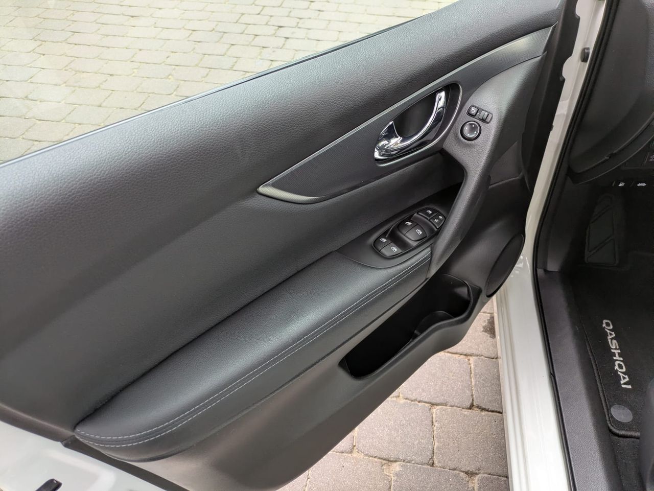 Nissan Qashqai 1.3 DIG-T 140CV N-CONNECTA - Foto 17