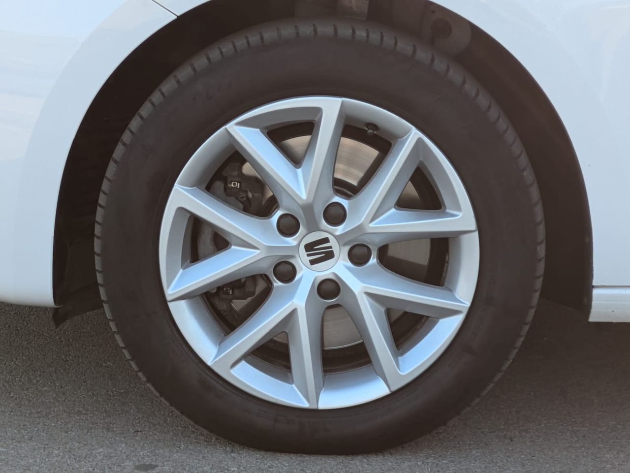 Seat Leon 2.0 TDI 110kW 150 CV DSG - Foto 8