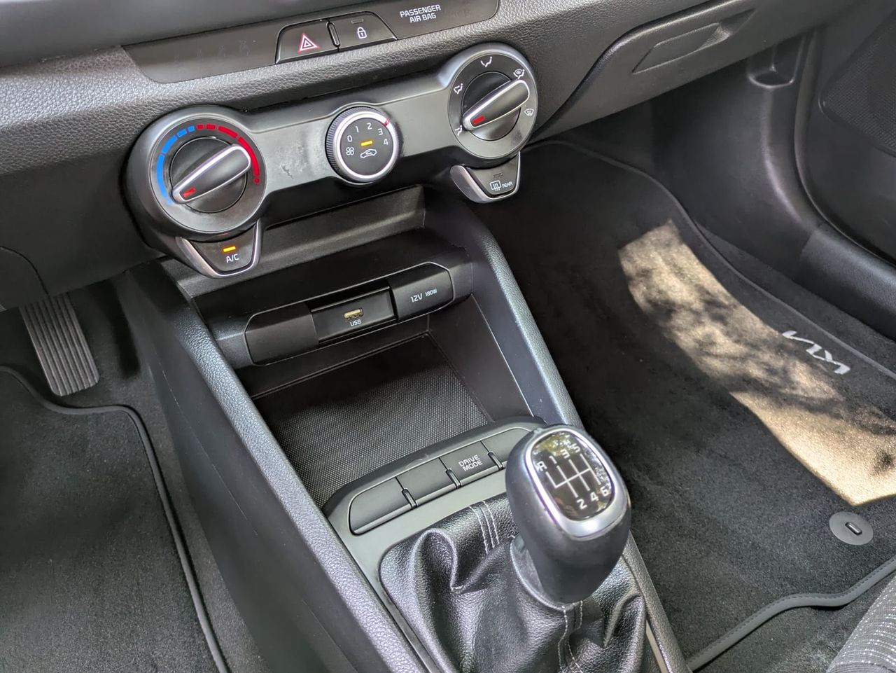 Kia Stonic 1.0 T-GDi MHEV iMT 74 kW - Foto 33