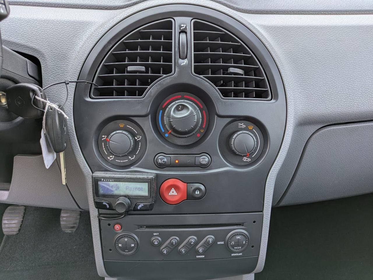 Renault Grand Modus Authentique 1.2 16v 75 CV eco2 - Foto 30
