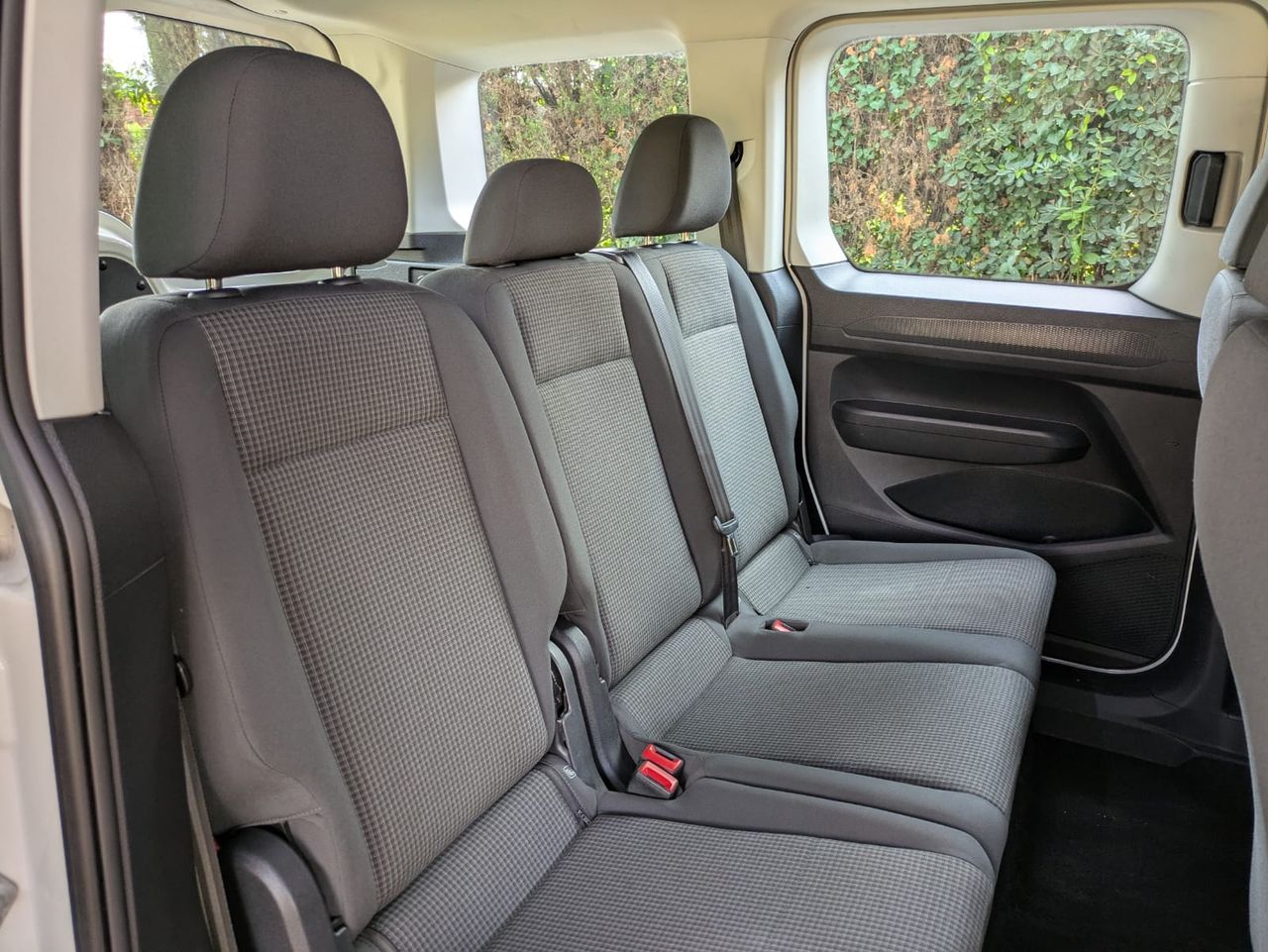 Volkswagen Caddy 2.0 TDI 75 kW - Foto 11