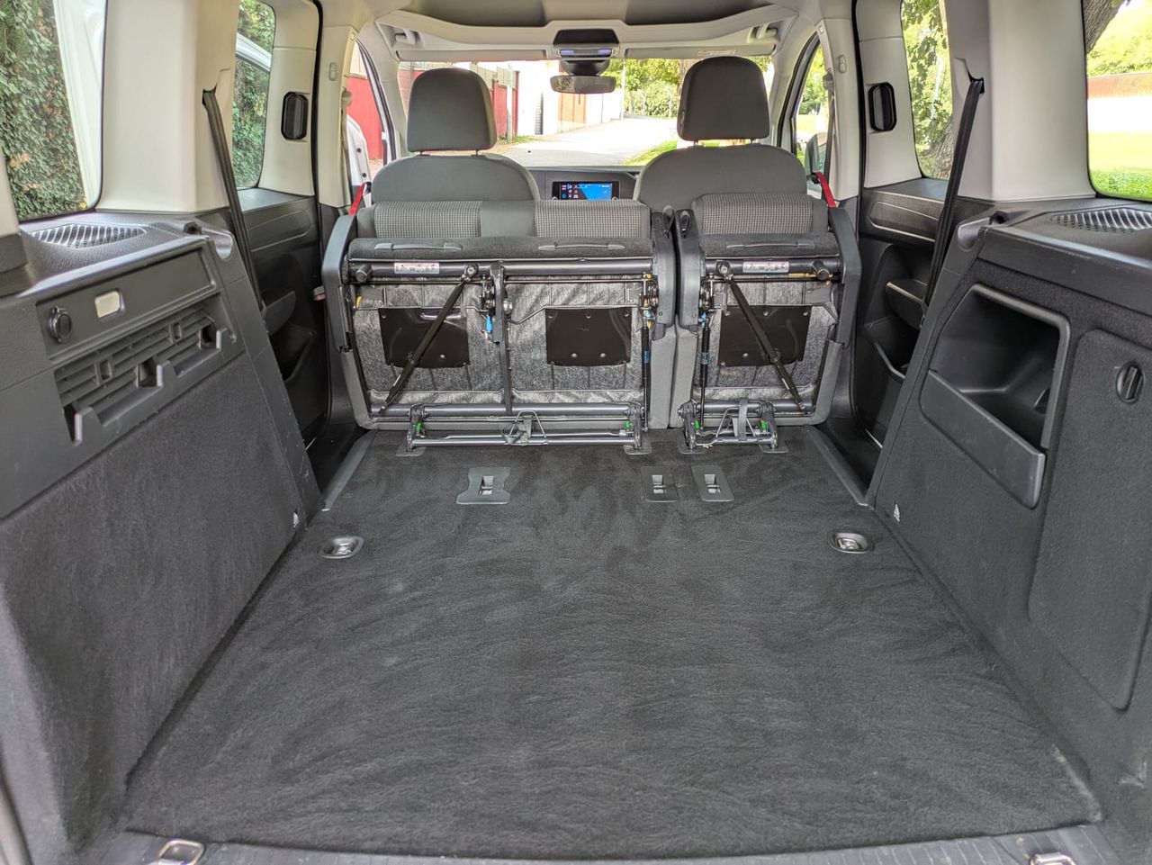 Volkswagen Caddy 2.0 TDI 75 kW - Foto 13