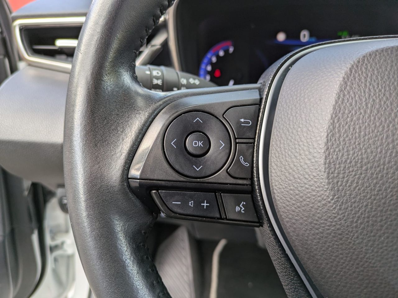 Toyota Corolla Touring Sports 125H Business - Foto 28