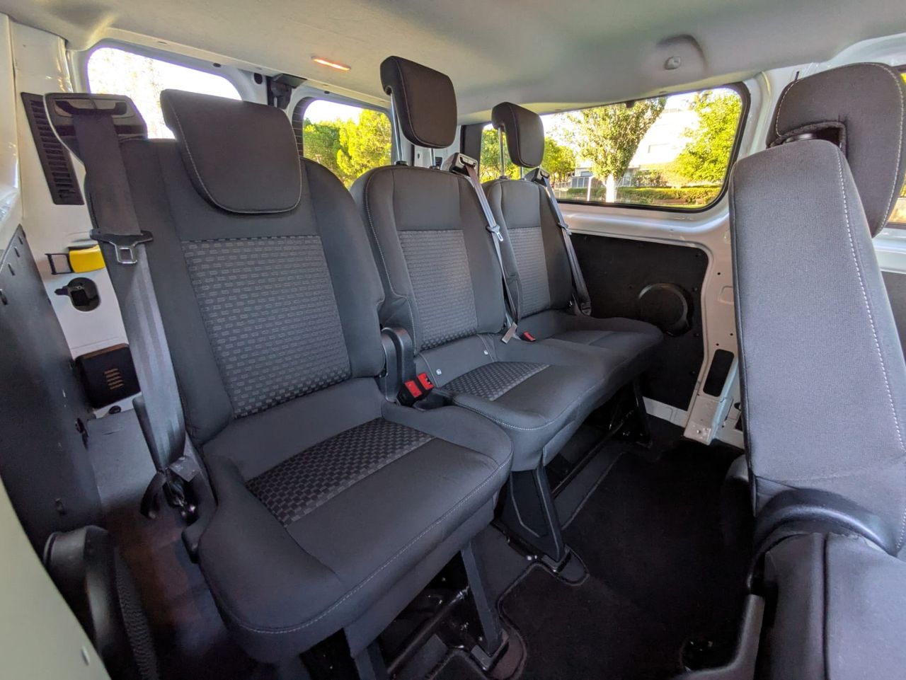 Ford Transit Custom Kombi L2 Trend 2.0 TDCi 96 kW - Foto 22