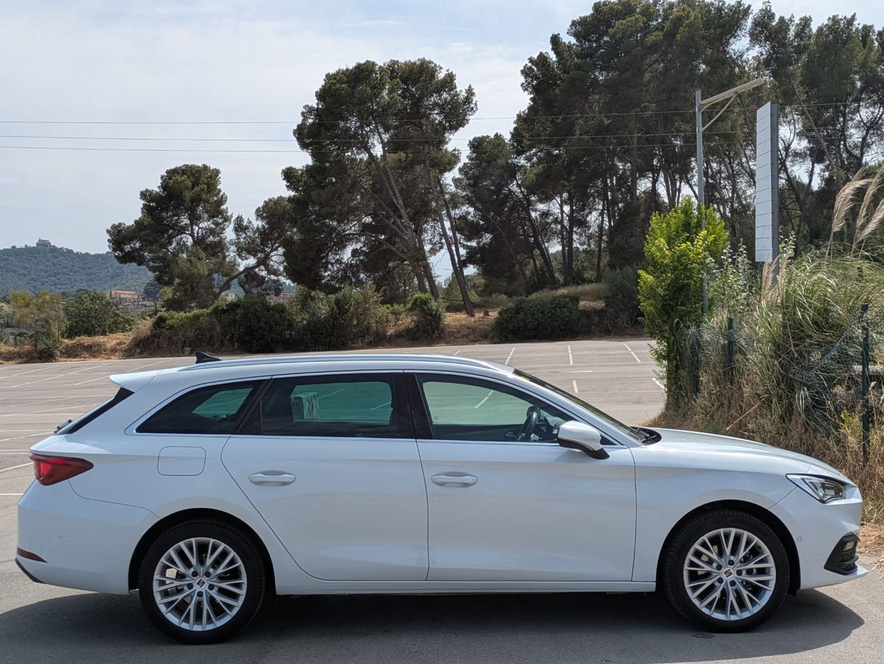 Seat Leon Sportstourer 1.5 eTSI 110 KW - Foto 5