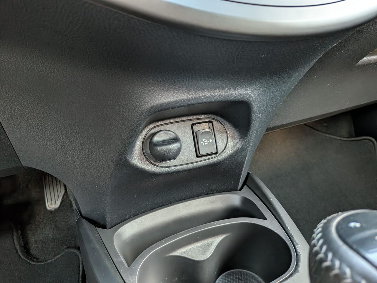 Toyota Yaris 5p 100H Feel! - Foto 35